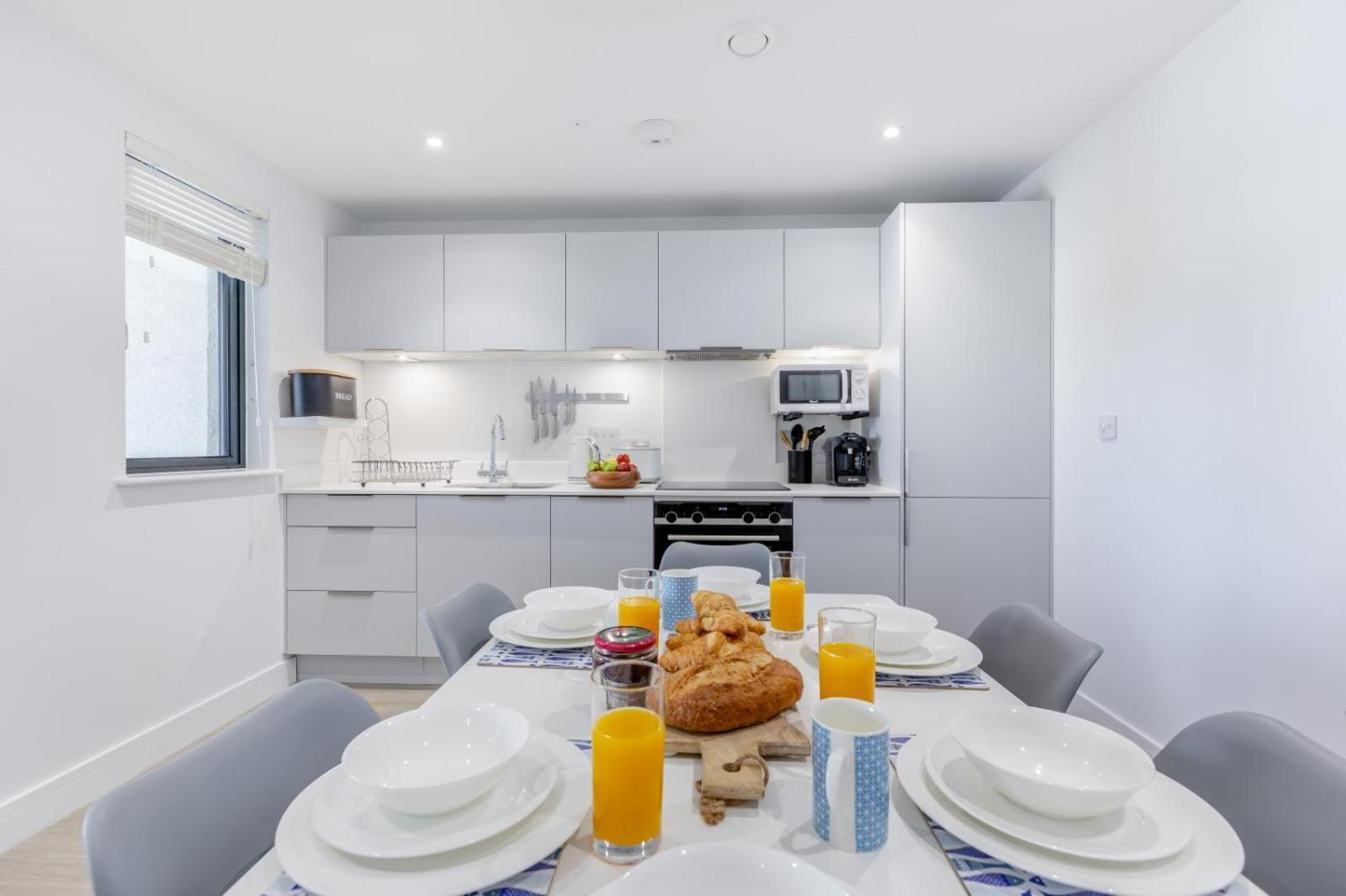 8 Middlecombe - Luxury Apartment At Byron Woolacombe, Only 4 Minute Walk To Woolacombe Beach! Exterior photo