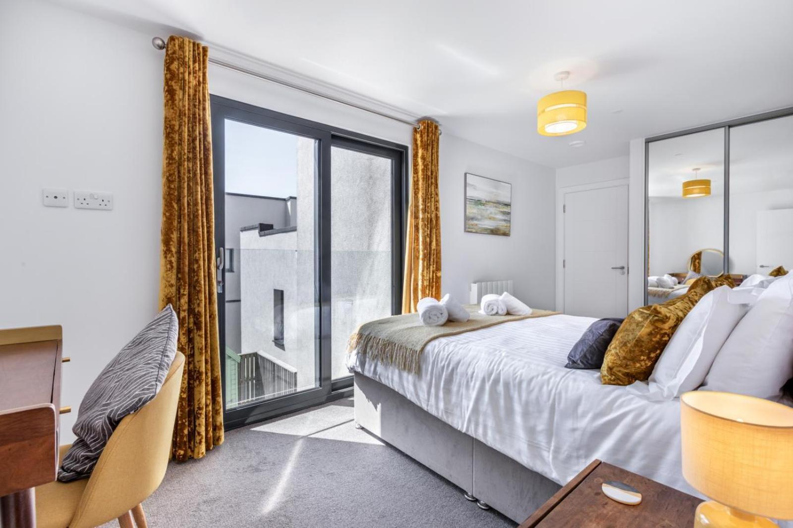8 Middlecombe - Luxury Apartment At Byron Woolacombe, Only 4 Minute Walk To Woolacombe Beach! Exterior photo